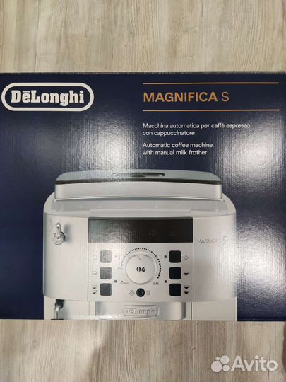 Кофемашина delonghi magnifica s