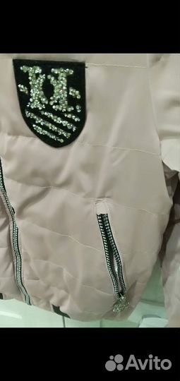 Весення куртка для девочки