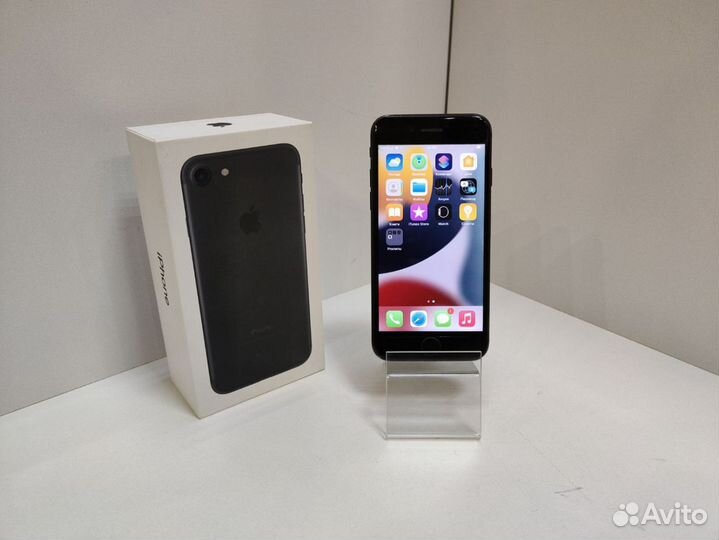 iPhone 7, 32 ГБ