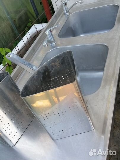 Мойка двухсекционная с тумбой из нержавейки