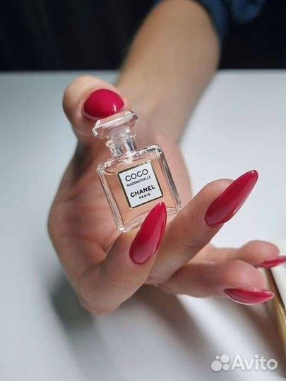 Маникюр, наращивание, педикюр