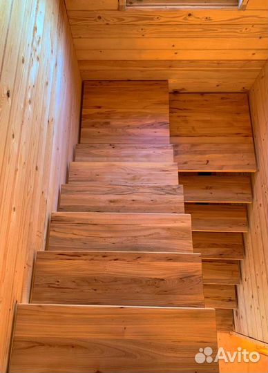 Лестница в дом или квартиру