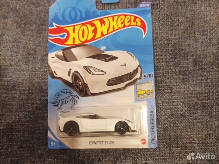 Hot wheels машинки