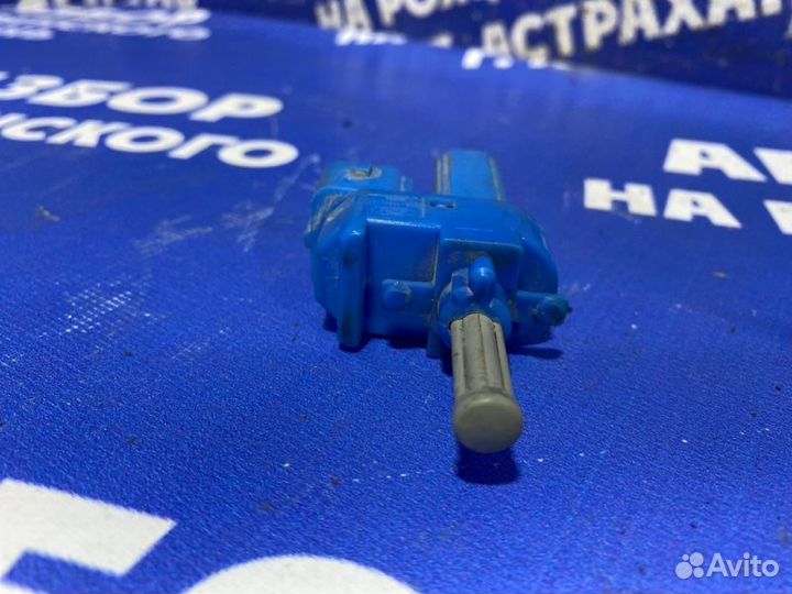 Датчик педали сцепления Ford Focus 1 седан 2003