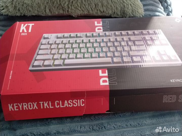 Механическая клавиатура белая Red Square Keyrox