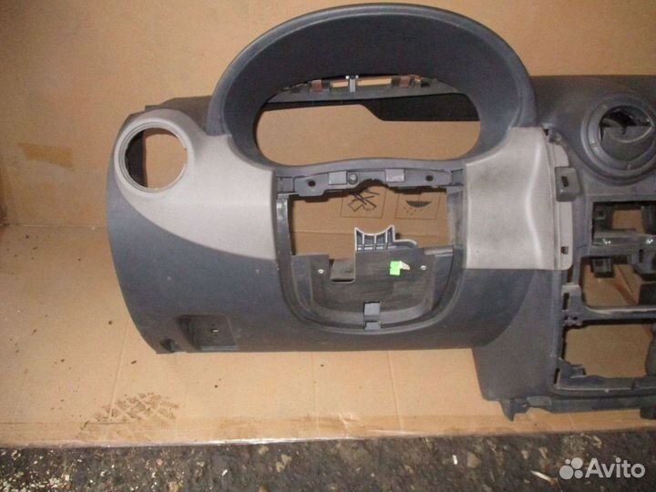 Торпедо Renault Logan 1