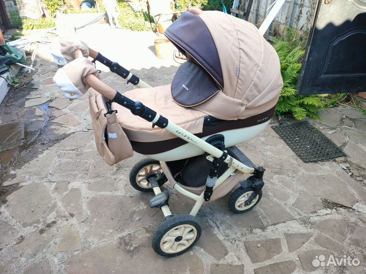 Детские коляски 3 в 1 из эко кожи