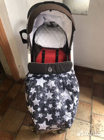 Прогулочная коляска