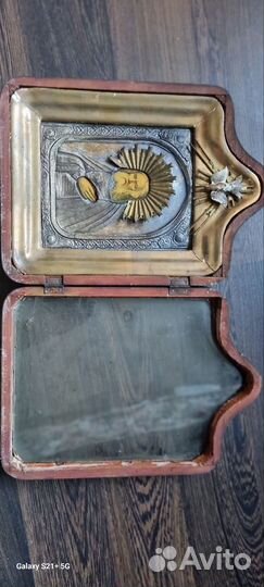 Старинные иконы в окладе