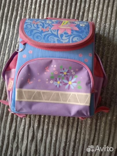 Ранец школьный для девочки новый