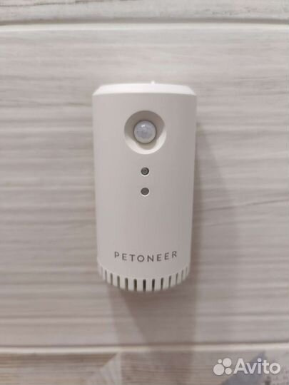 Автоматический озонатор воздуха Petoneer