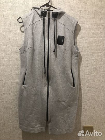 Спортивный костюм женский