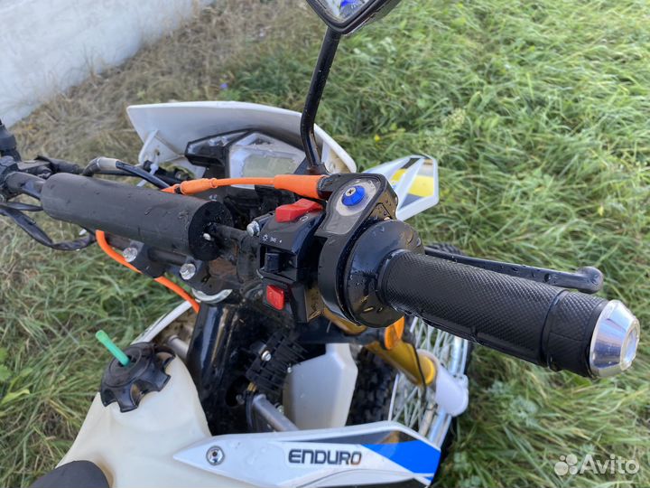 Racer Enduro 300