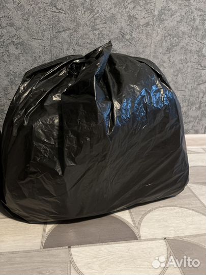 Пакет с вещами. Бронь для Ларисы