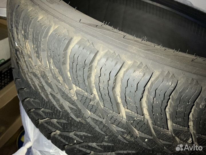 Nokian Tyres Hakkapeliitta R3 SUV 295/40 R21 111T