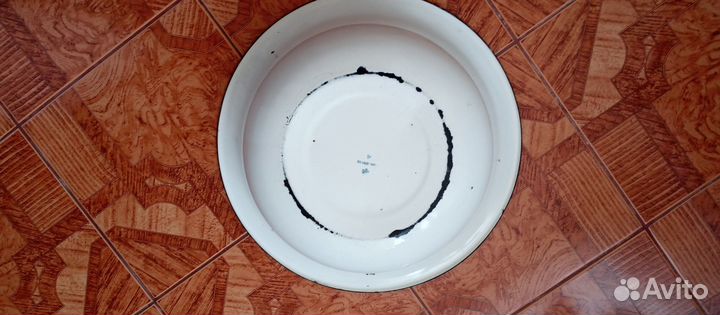 Эмалированный таз 10 литров