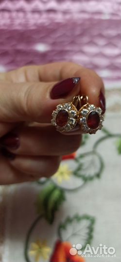Серьги золото с гранатом