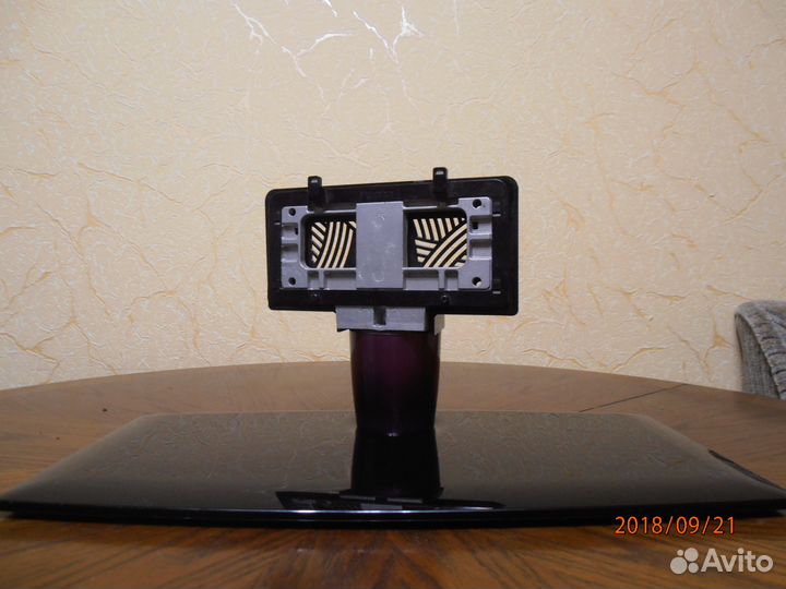 Телевизионная подставка