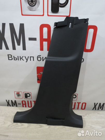 Обшивка стойки средняя правая Volkswagen Tiguan