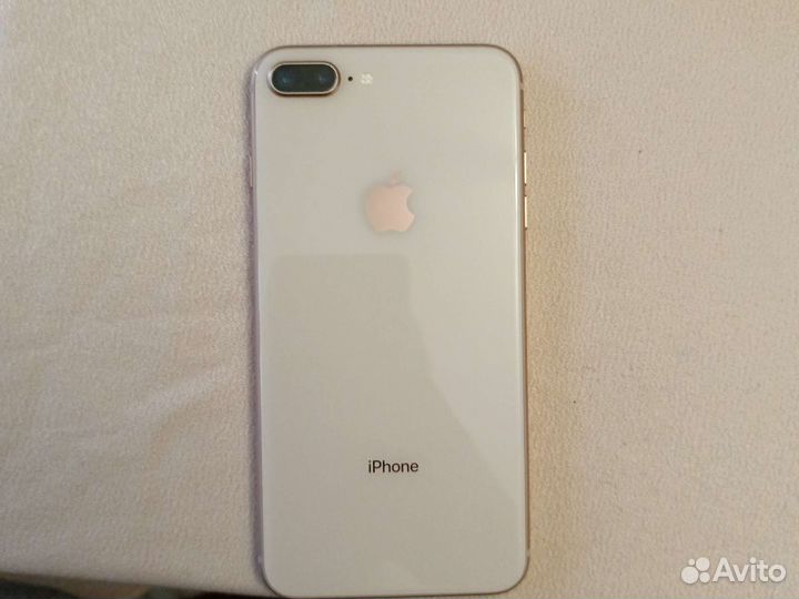 Телефон iPhone 8 plus
