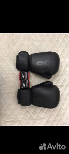 Боксерские перчатки 14 oz кожа