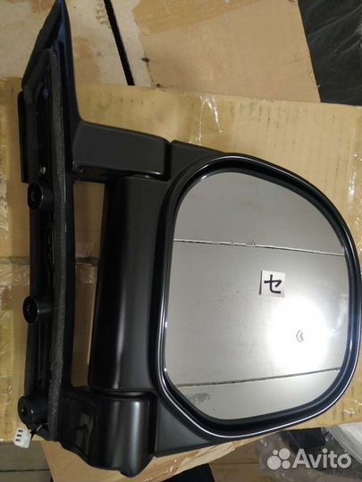Зеркало Mitsubishi Delica