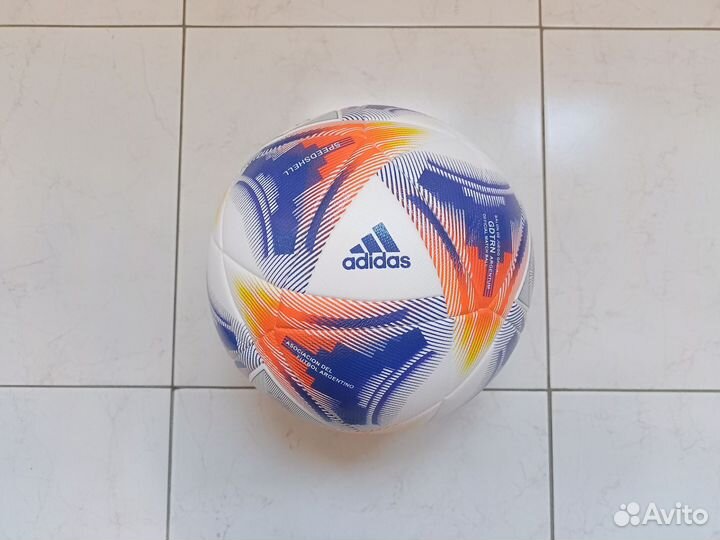 Футбольный мяч Adidas AFA 130 лет