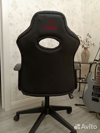 Компьютерное кресло