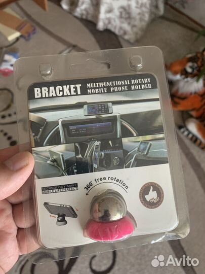 Держатель для телефона в машину