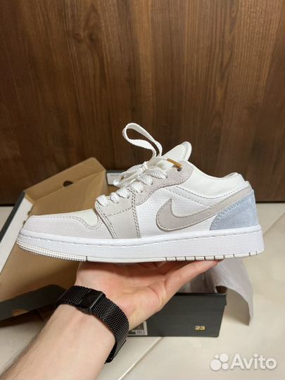 Кроссовки Nike Air Jordan 1 Low Paris