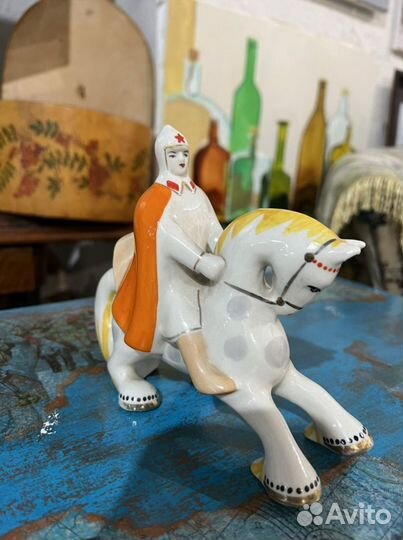 Фарфоровые статуэтки