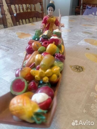 Тайская лодочка с фруктами большая