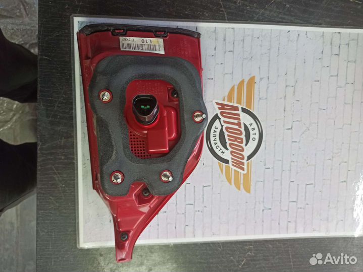 Фонарь левый задний внутренний Kia Sportage 4