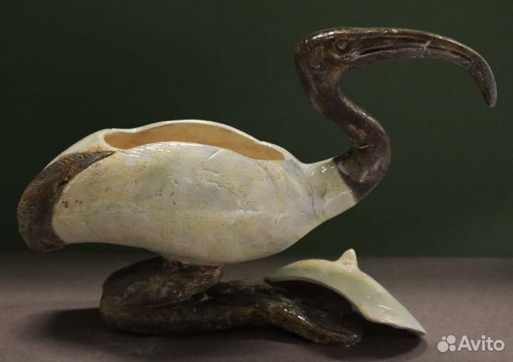 Керамика. Шкатулка. Священная птица Ибис