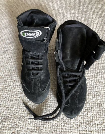 Ботинки для автоспорта