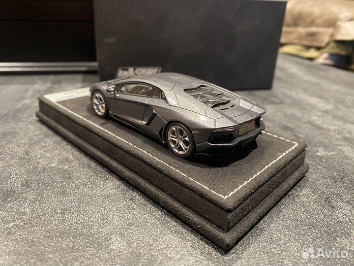 Lamborghini aventador LP 700-4 looksmart
