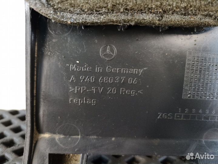 Накладка на торпедо Mercedes-Benz Axor, камаз 5490