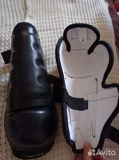 Хоккейные Шлем,Щитки,Налокотники