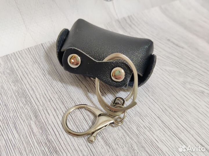 Новый брелок кармашек черный искусственная кожа