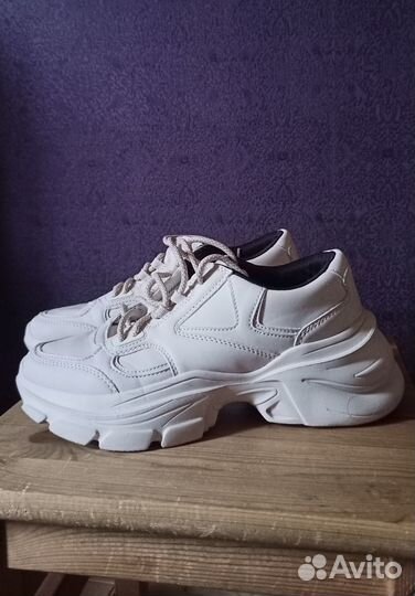 Кроссовки zara 39