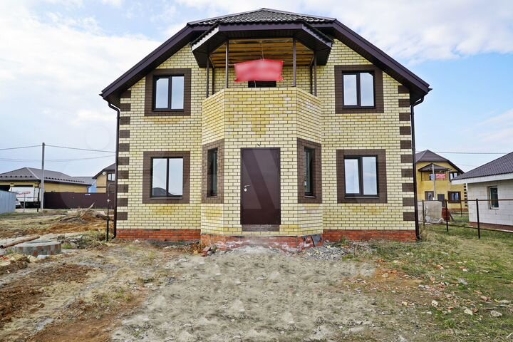 Коттедж 155,3 м² на участке 10 сот.