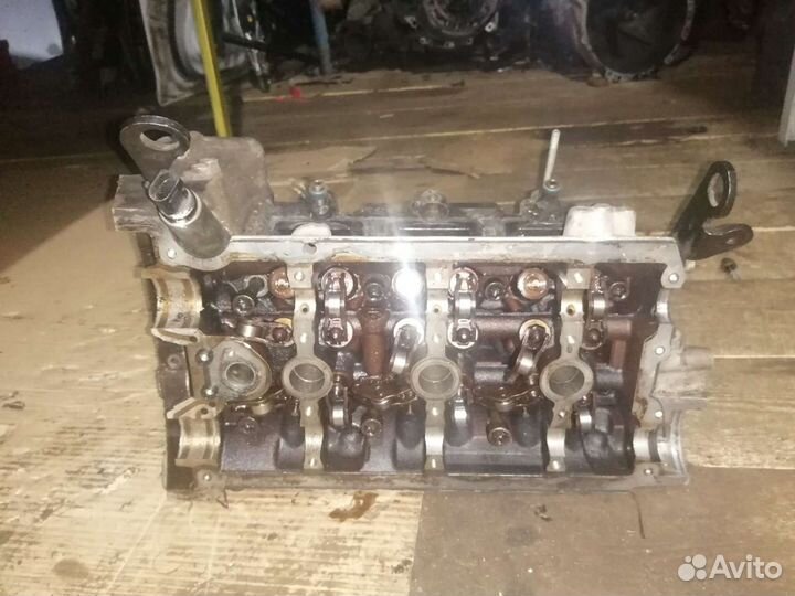 Головка блока цилиндров Audi A8 D3, 3.2, BPK права