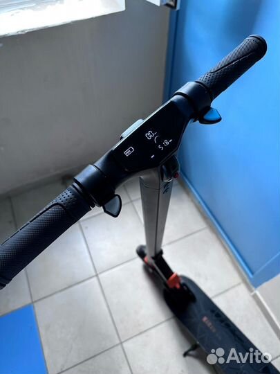 Электросамокат kugoo Kirin S8 Pro KGO-KGS8PRO-BK