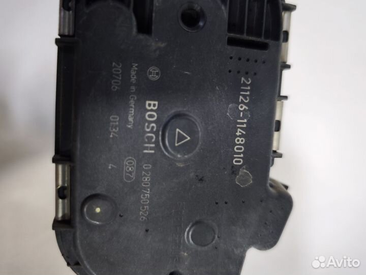 Дроссельная заслонка priora 1 21126