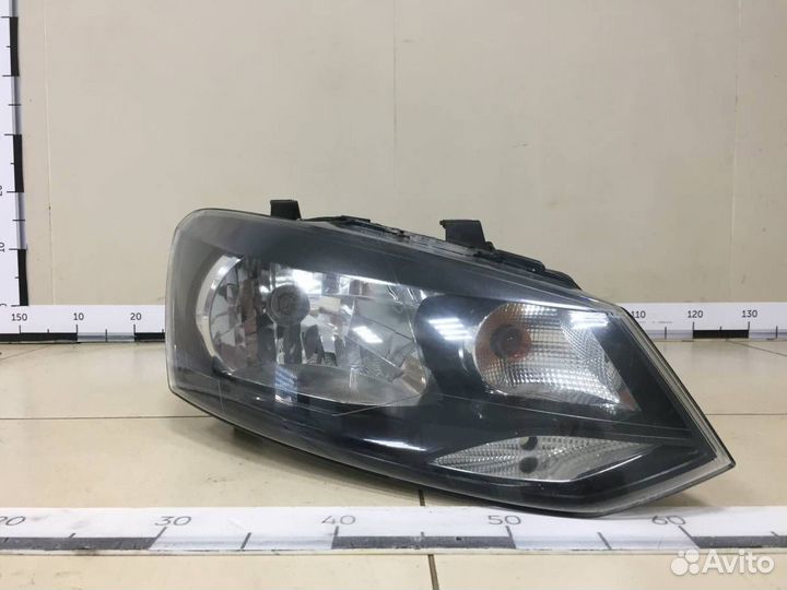 Фара правая Volkswagen Polo Sed RUS 2011