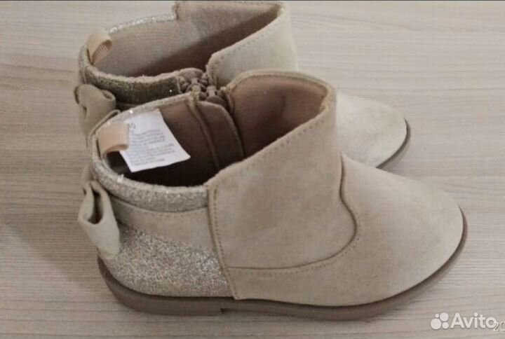 Новые ботинки Gymboree