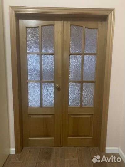Двери межкомнатные б/у из массива