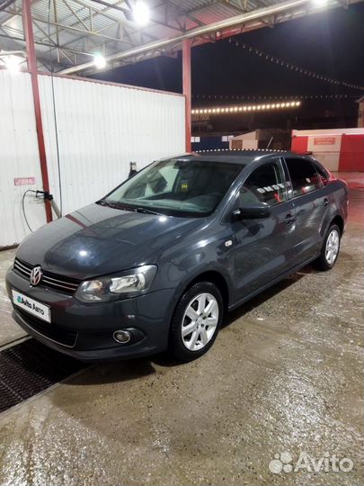 Volkswagen Polo 1.6 AT, 2011, 193 000 км