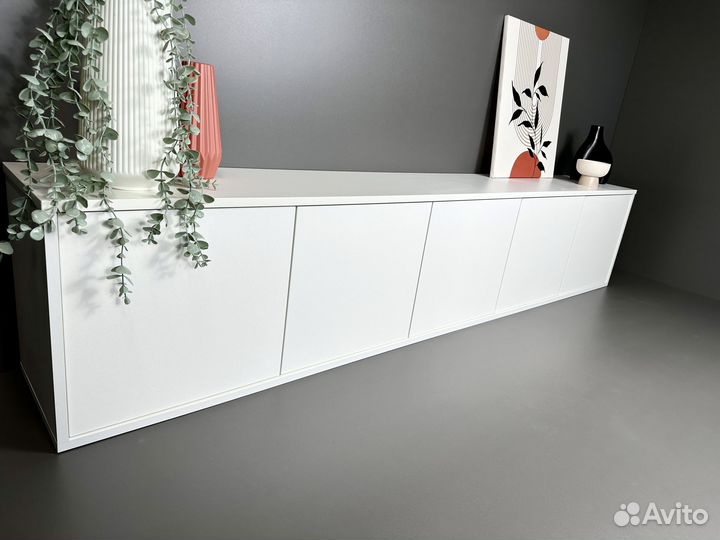 Тумбочка под тв технику