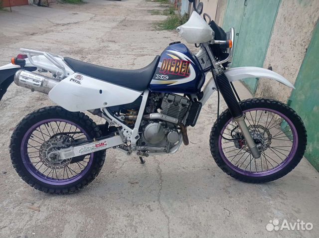 Suzuki Djebel 250
